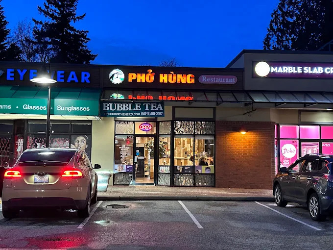 Pho Hung The Hero interior